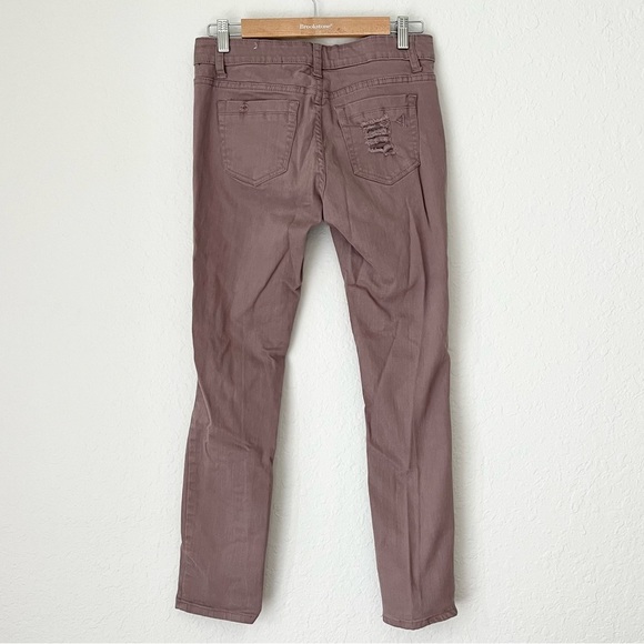 V.I.P. Jeans Distressed Soft Purple Denim Jeans Size 7/8 - Picture 3 of 4